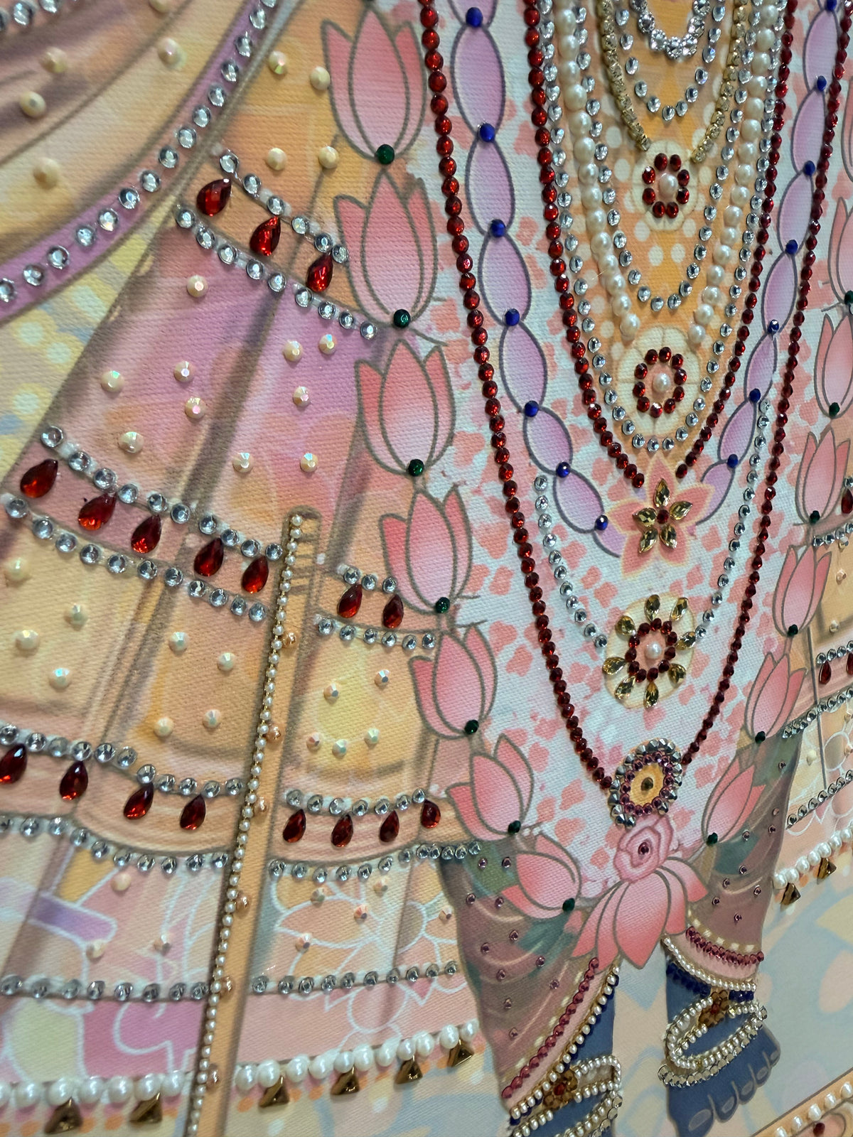 Dwarkadhish Stone Embellished